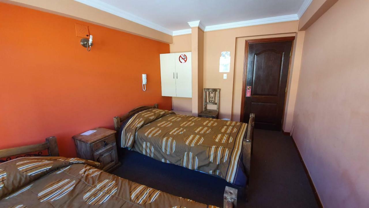 Bolivian Heights Hostel La Paz Exterior photo